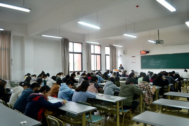 巴黎国际娱乐城